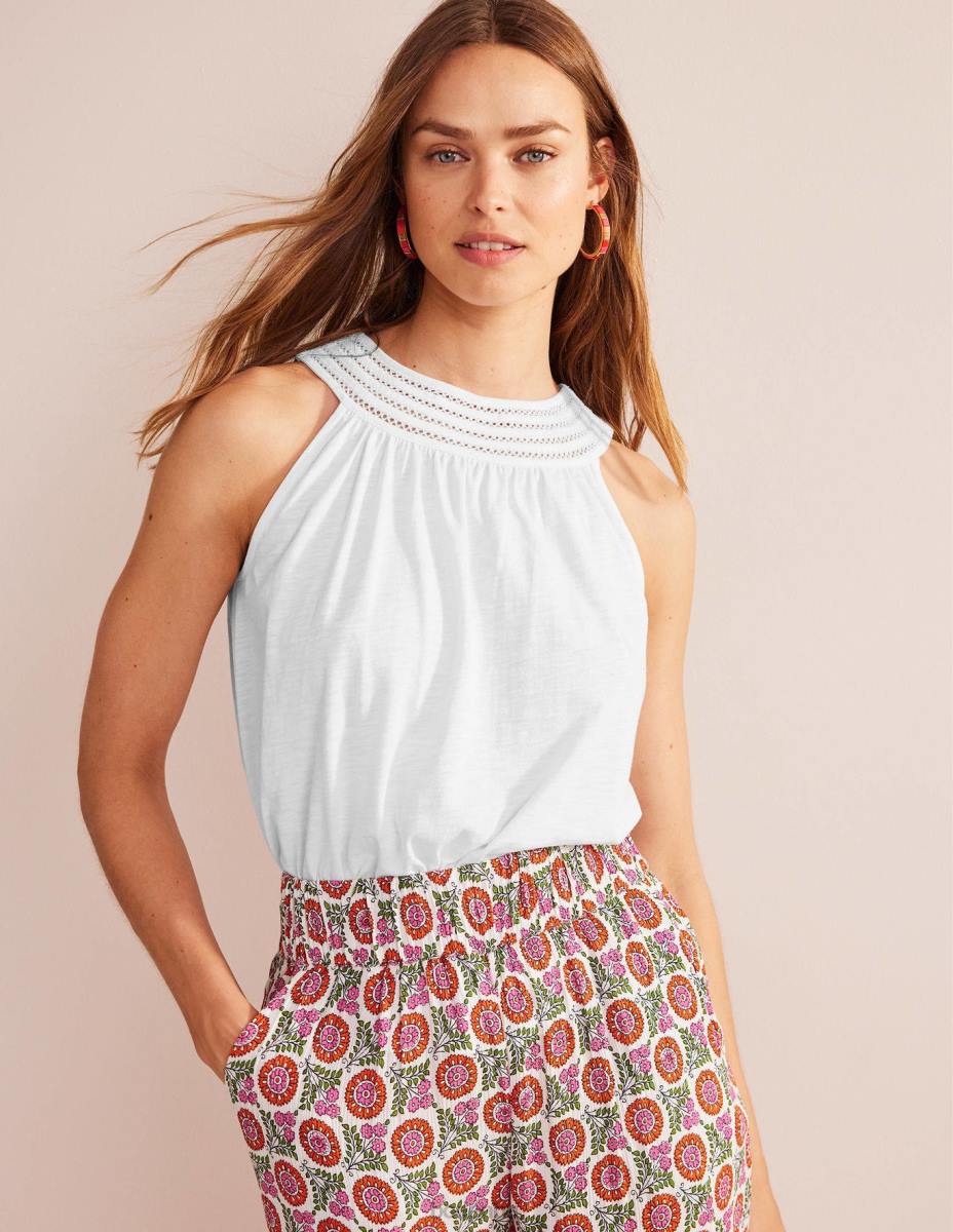 облекло Boden люлеещо се горнище от трико с тапицерия бяло Жени LL68111