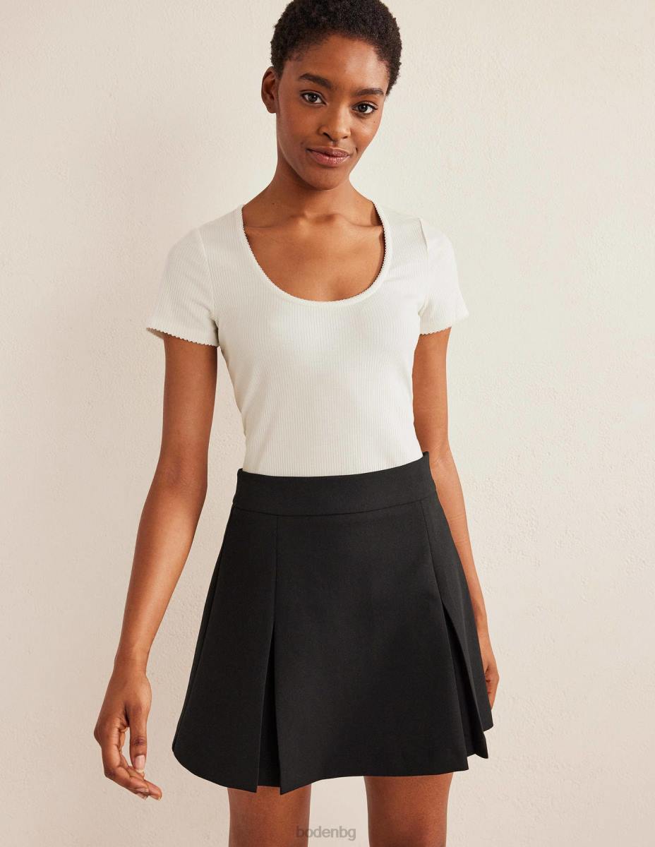 облекло Boden горна част с оребрено деколте слонова кост Жени LL681367