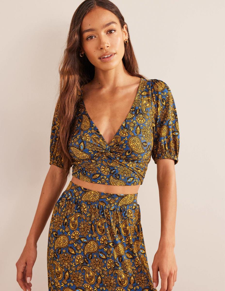 облекло Boden изрязана горна част с усукване събиране на злато и пейсли тераса Жени LL681535