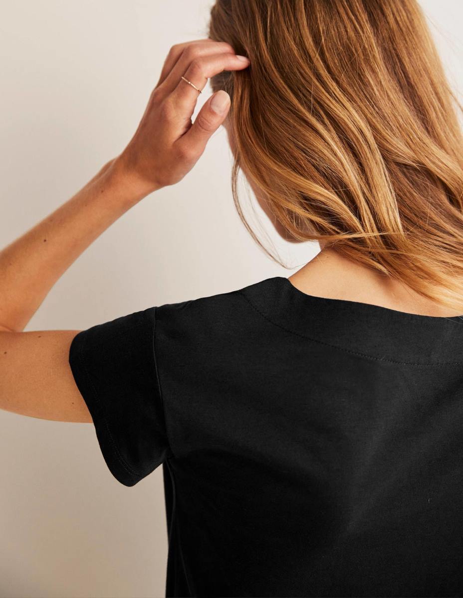 облекло Boden супер мека тениска с деколте черен Жени LL68160