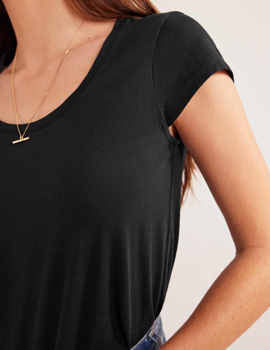 облекло Boden тениска с широка яка от чист памук черен Жени LL681796