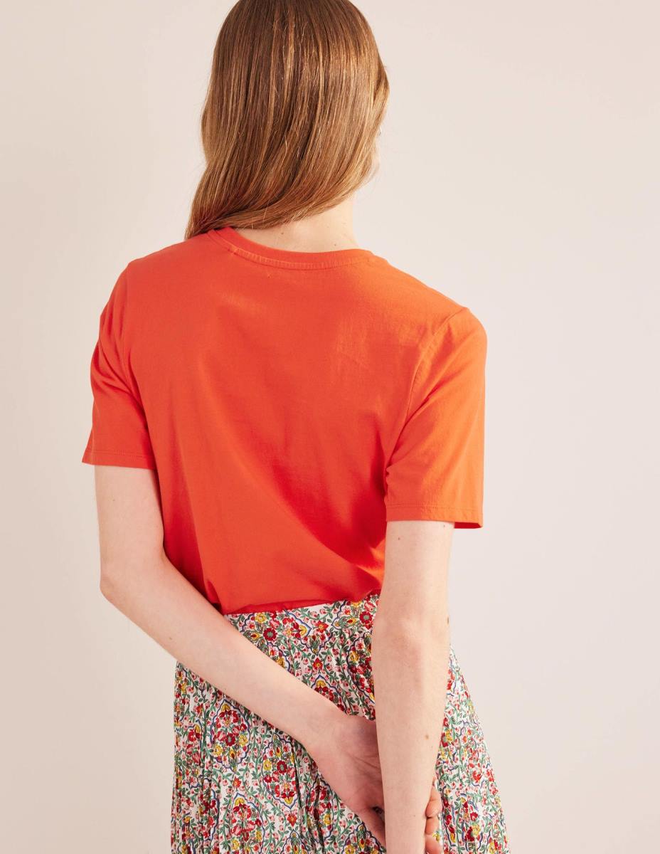 облекло Boden тениска с кръгла яка от чист памук червен поп Жени LL681928