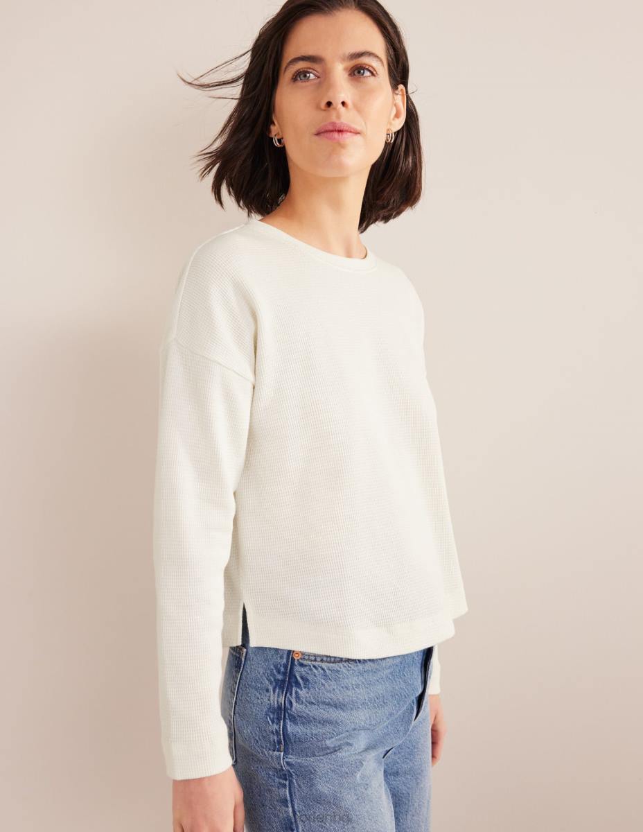 облекло Boden горна част с текстурирани вафли слонова кост Жени LL682565