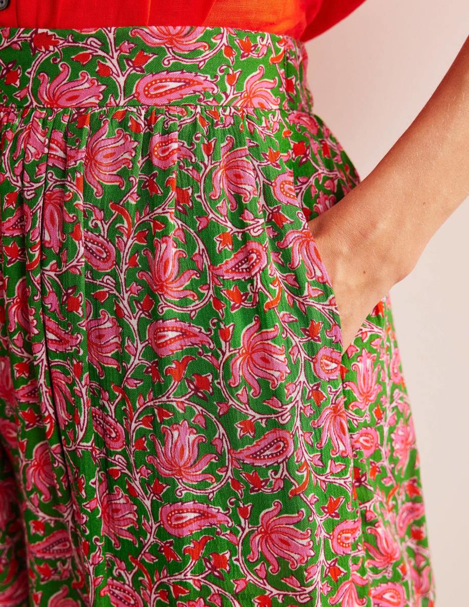 облекло Boden набръчкани къси панталони липа и ботаническа лоза Жени LL68609