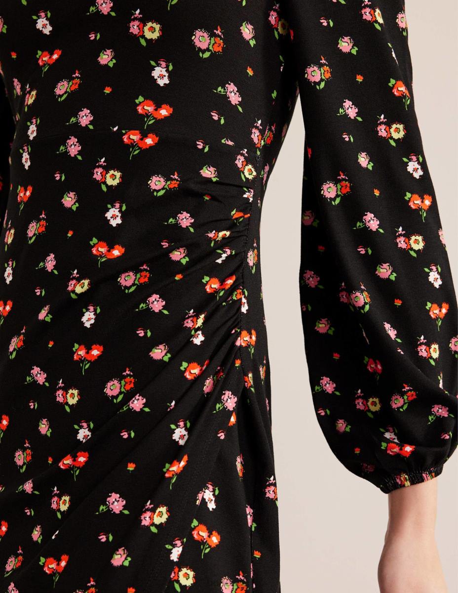 облекло Boden миди рокля от трико с квадратно деколте черно и изискано клонче Жени LL681178