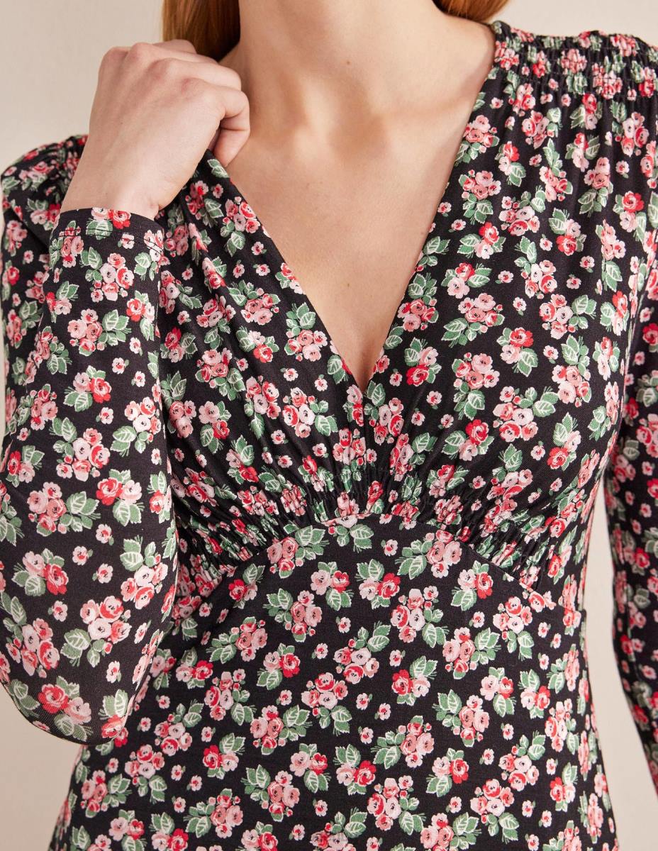 облекло Boden мини рокля за чай от трико черна и диамантена роза Жени LL681603