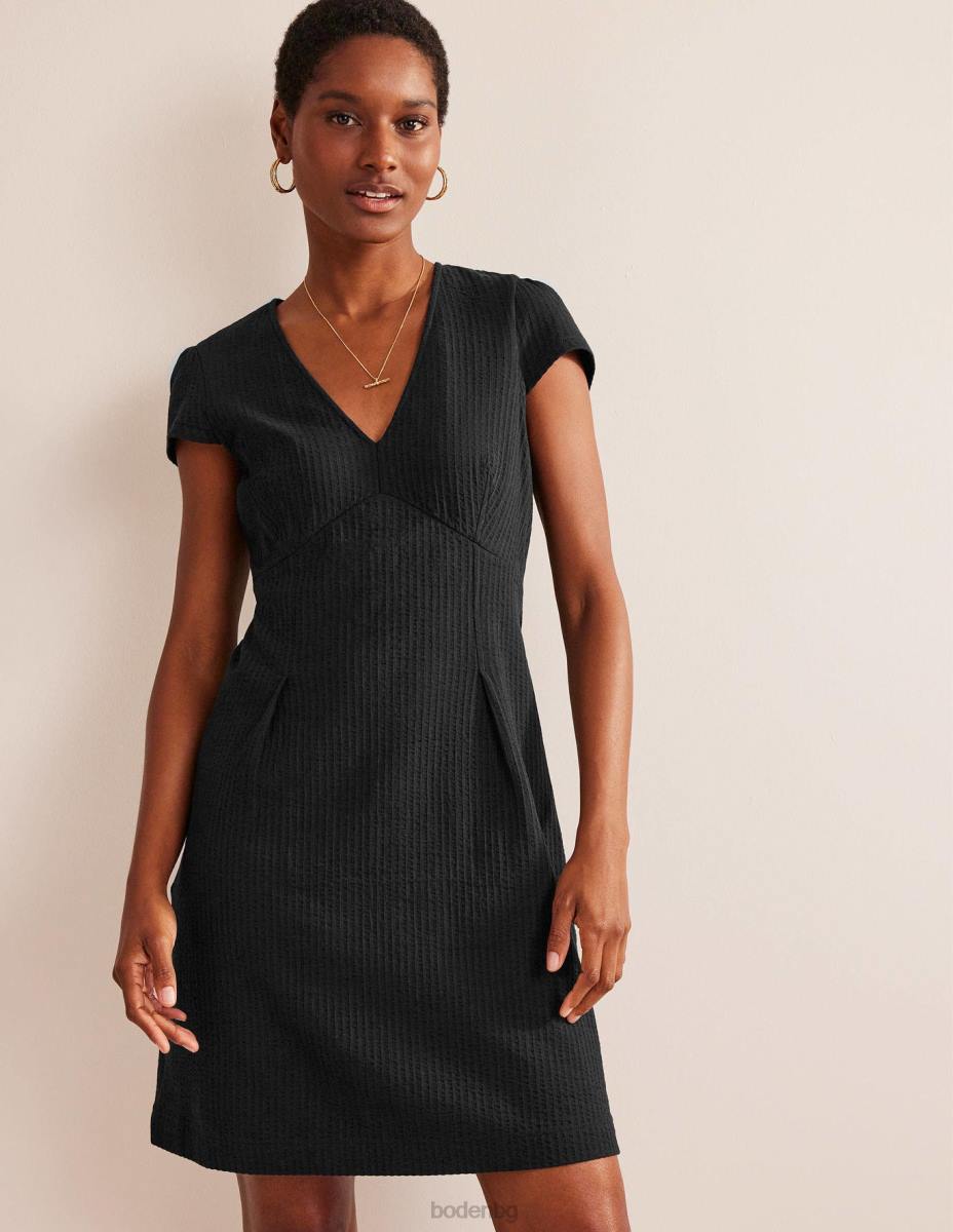 облекло Boden рокля за чай от трико от сиърсукър черен Жени LL682271