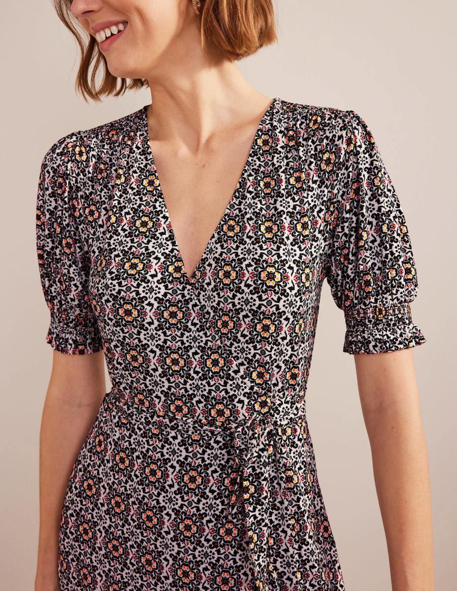 облекло Boden мини рокля от трико с волани черна и богата семка Жени LL68929