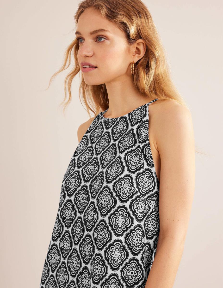 облекло Boden миди рокля от трико със състезателно деколте черен и растителен руж Жени LL68932