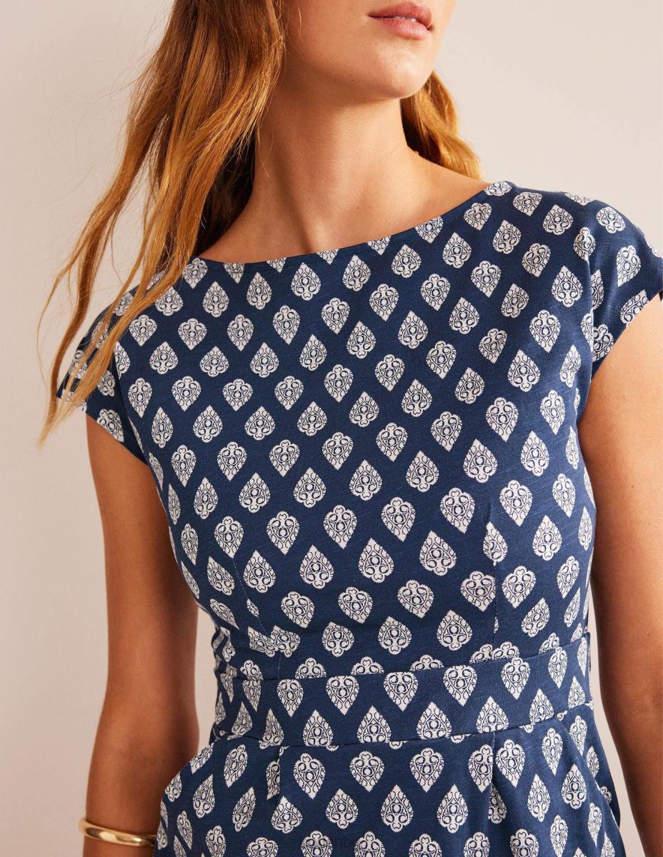 облекло Boden рокля от трико florrie френски флот и пъпка от жасмин Жени LL68582