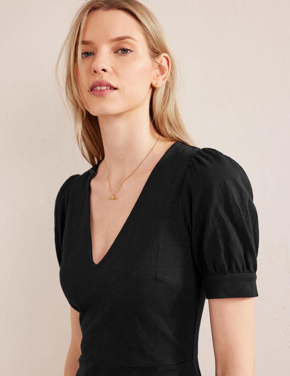 облекло Boden мини рокля от трико с v-образно деколте черен Жени LL681432