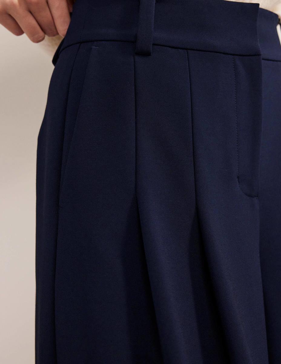 облекло Boden течни кюлоти с широки крачоли военноморски флот Жени LL682543