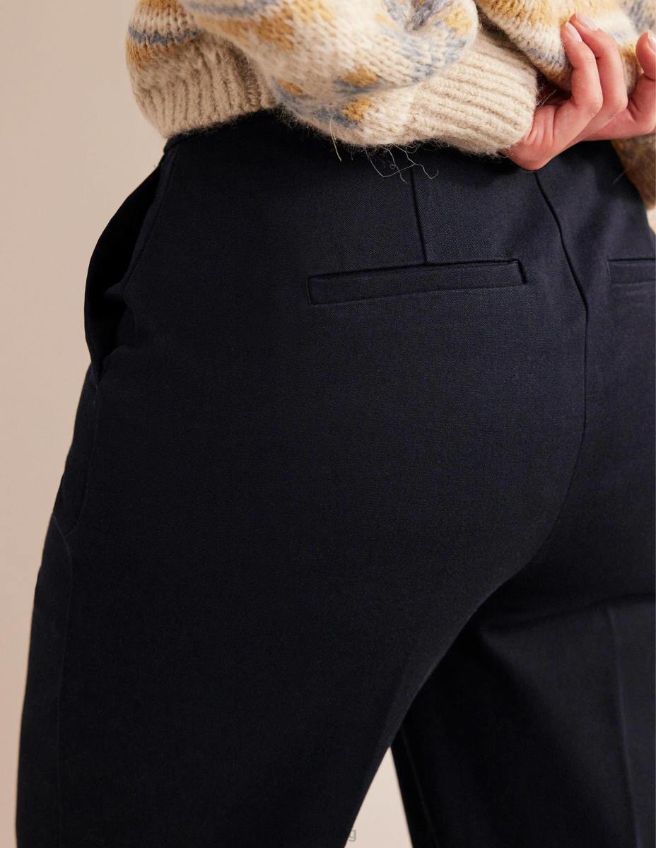 облекло Boden би-стреч заужени панталони военноморски флот Жени LL68335