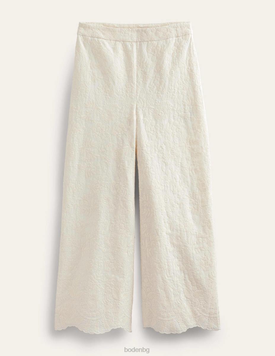 облекло Boden широки панталони с бродирани крачоли слонова кост Жени LL68947