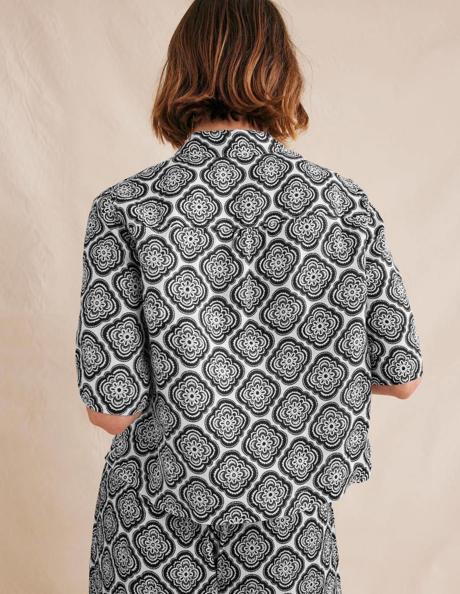 облекло Boden ленена риза с къс ръкав черен и растителен руж Жени LL681101