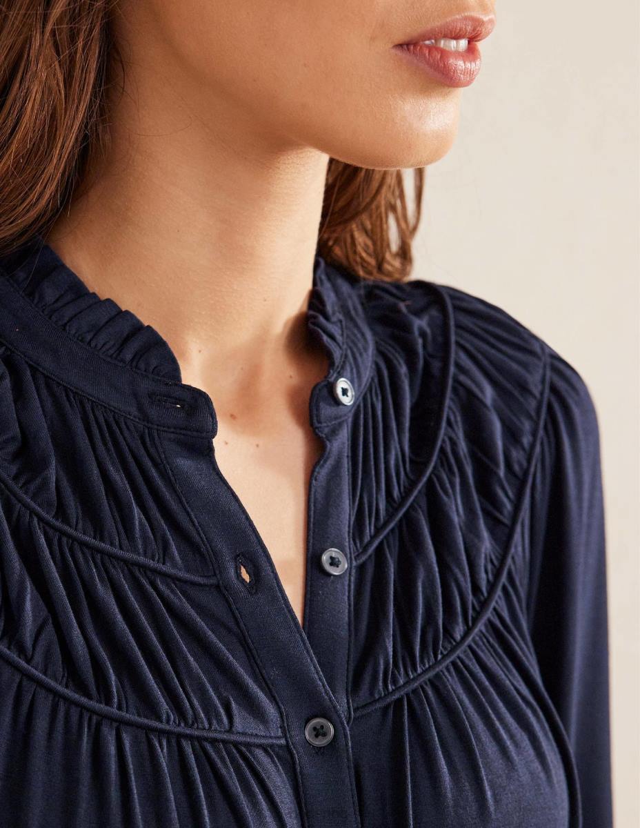 облекло Boden риза от джърси с нагъната форма военноморски флот Жени LL682578