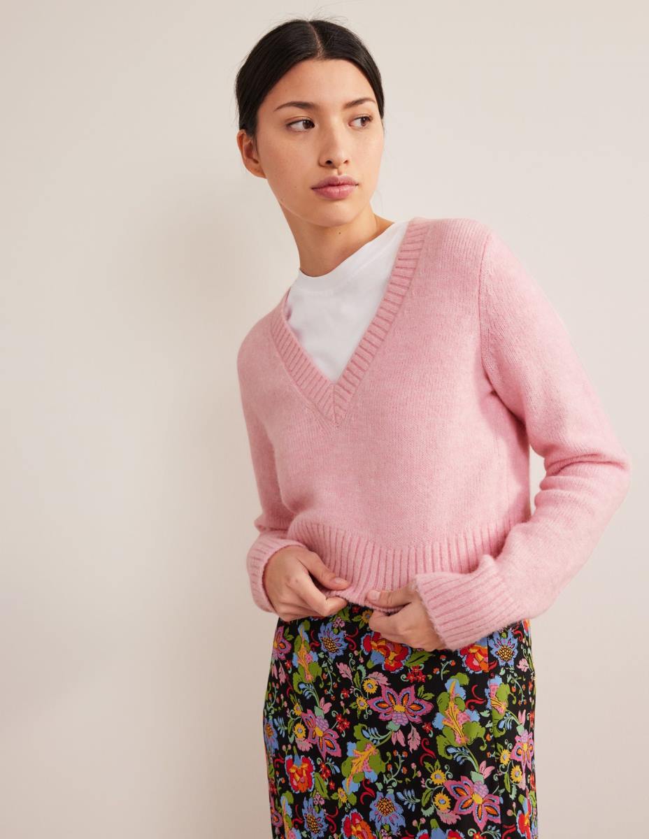 облекло Boden пухкав изрязан пуловер с v-образно деколте камея розово Жени LL681743