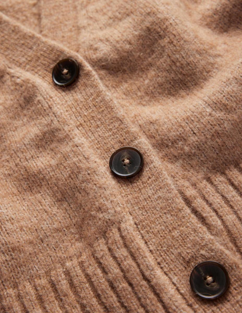 облекло Boden пухкава жилетка с v-образно деколте камилски меланж Жени LL681817