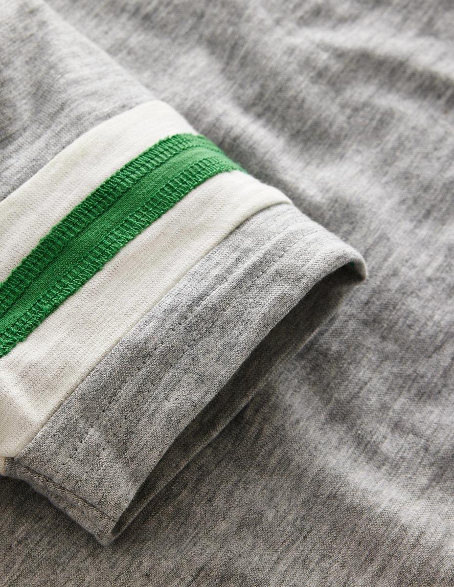 облекло Boden спортна тениска с къс ръкав яспис сив мергел/мандаринено червено бебе LL683305