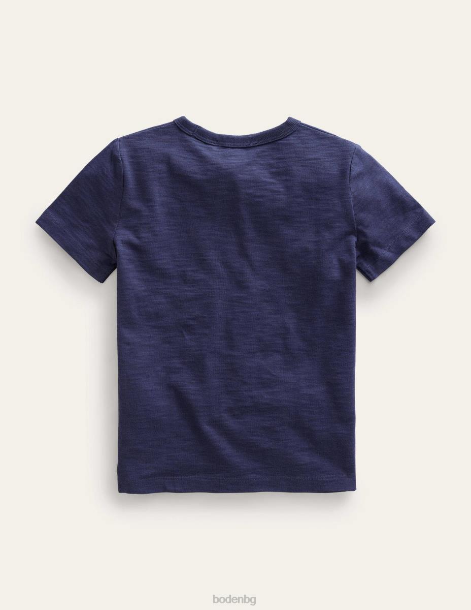 облекло Boden тениска с лого на земята ярък флот бебе LL68417