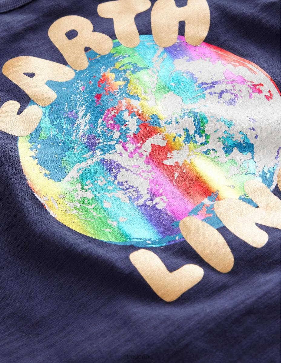 облекло Boden тениска с лого на земята ярък флот бебе LL68417