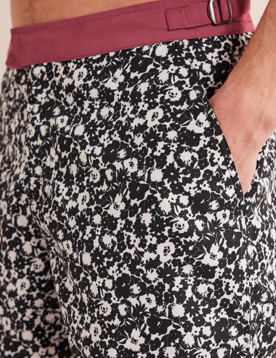 облекло Boden късо плуване с фиксирана талия черно и цветя в цвят екрю мъже LL683543