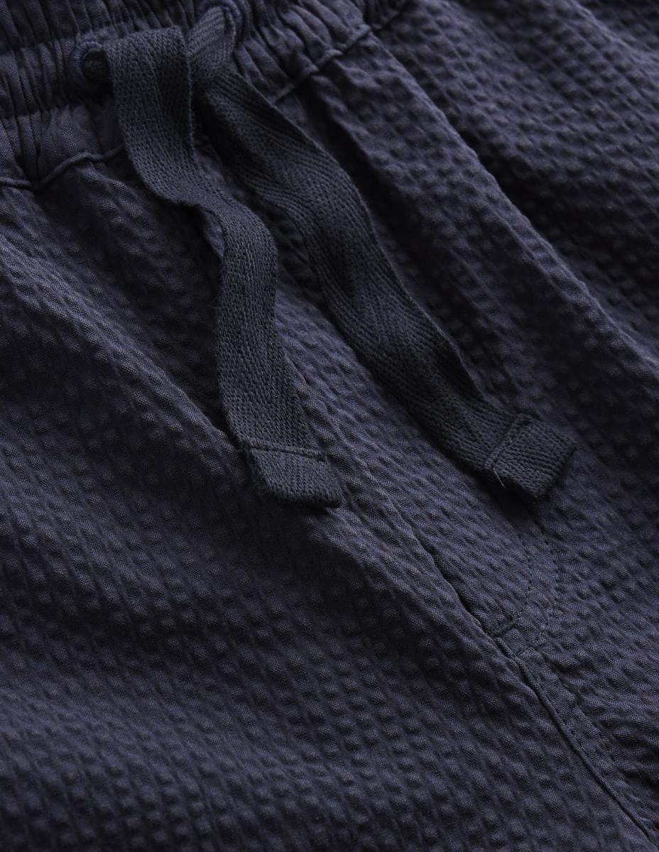 облекло Boden шарени шорти военноморски флот мъже LL683499