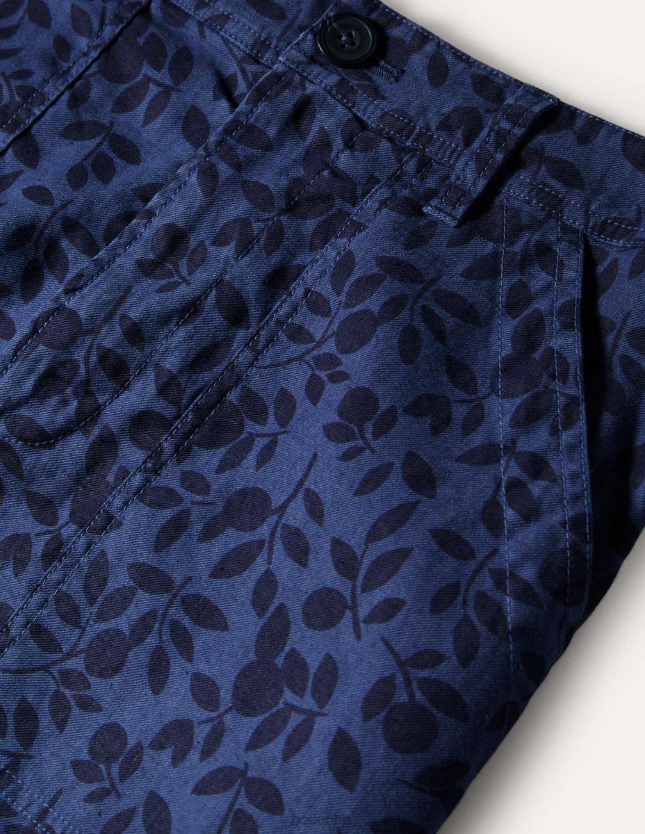 облекло Boden лесни шорти от ленена смес флаг синя зеленина мъже LL683584