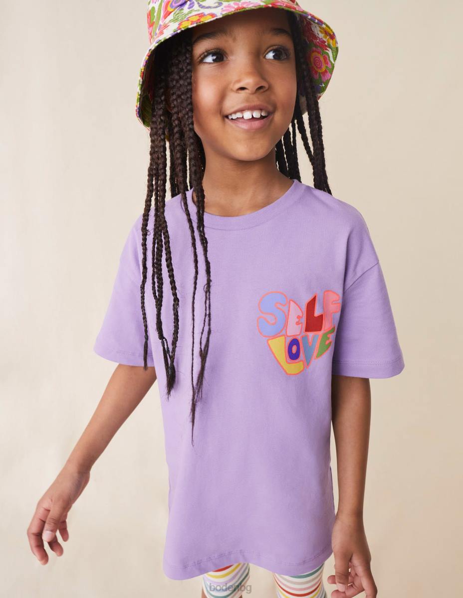 облекло Boden тениска с отпечатан лозунг мъгливо лавандулово самолюбие момичета LL682947