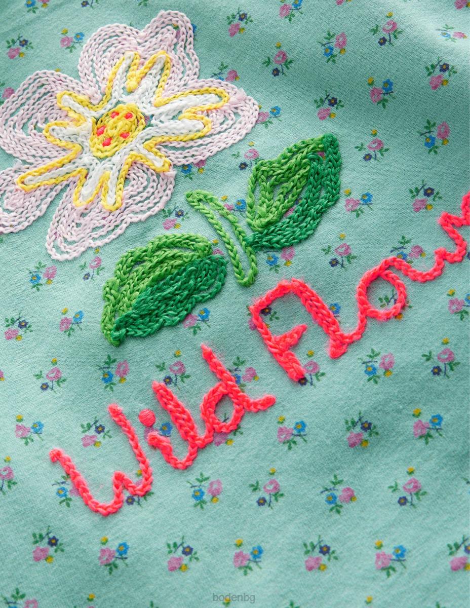 облекло Boden бродирана горна част тюркоазено синьо диво цвете момичета LL683100