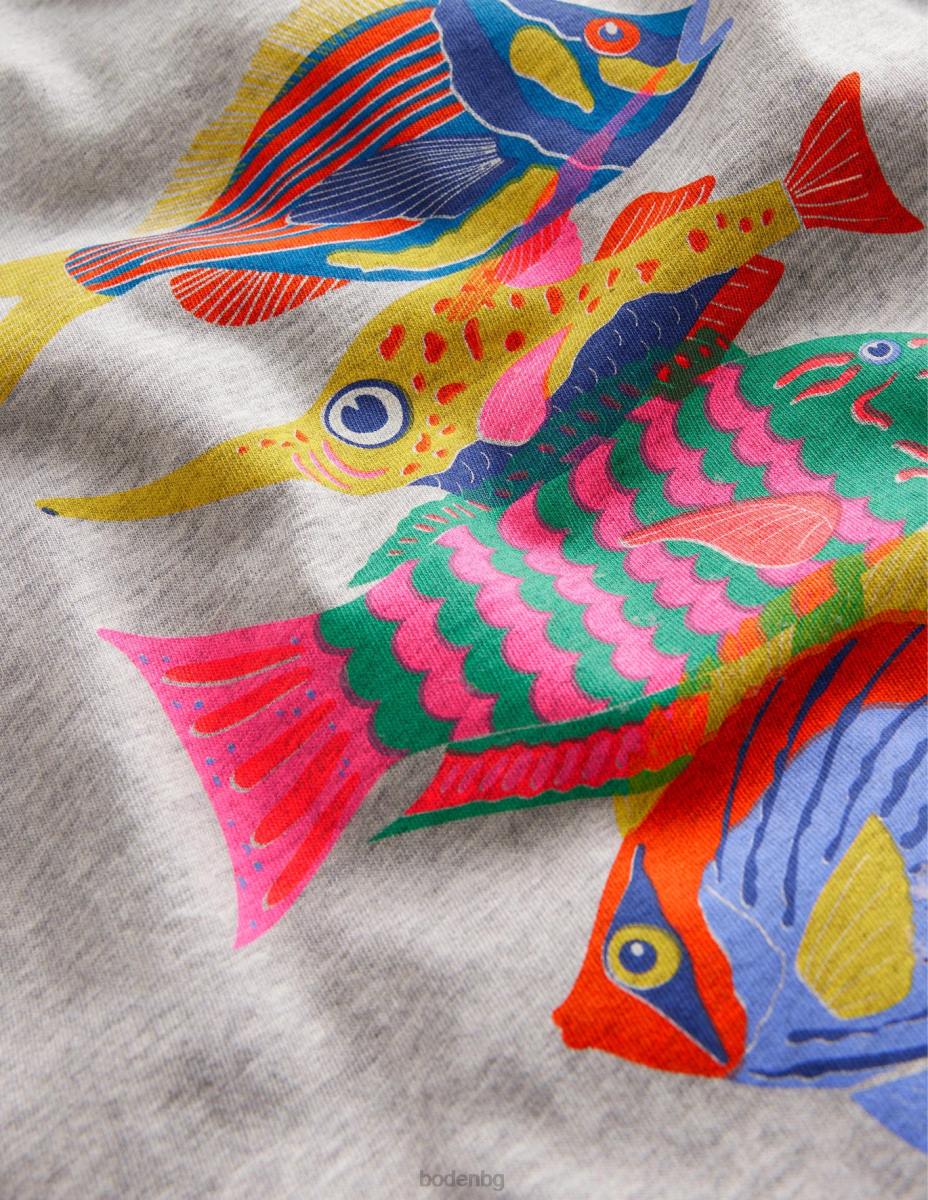 облекло Boden памучна тениска с графичен принт сребърна мергелна риба момичета LL683122