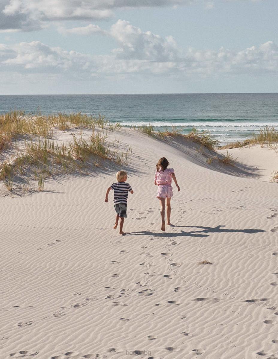 облекло Boden тениска на whale club екрю мергел/син кит момичета LL683096