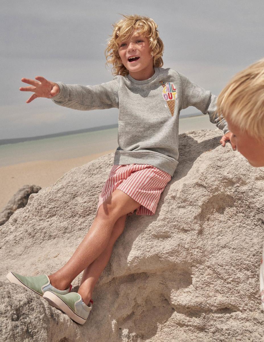 облекло Boden графичен суичър сив сладолед момичета LL682968