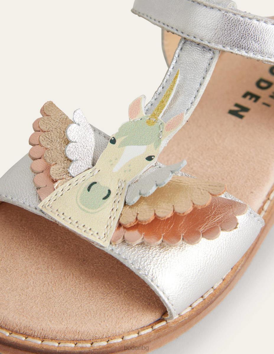 обувки Boden забавни кожени сандали сребърен пегас момичета LL682680